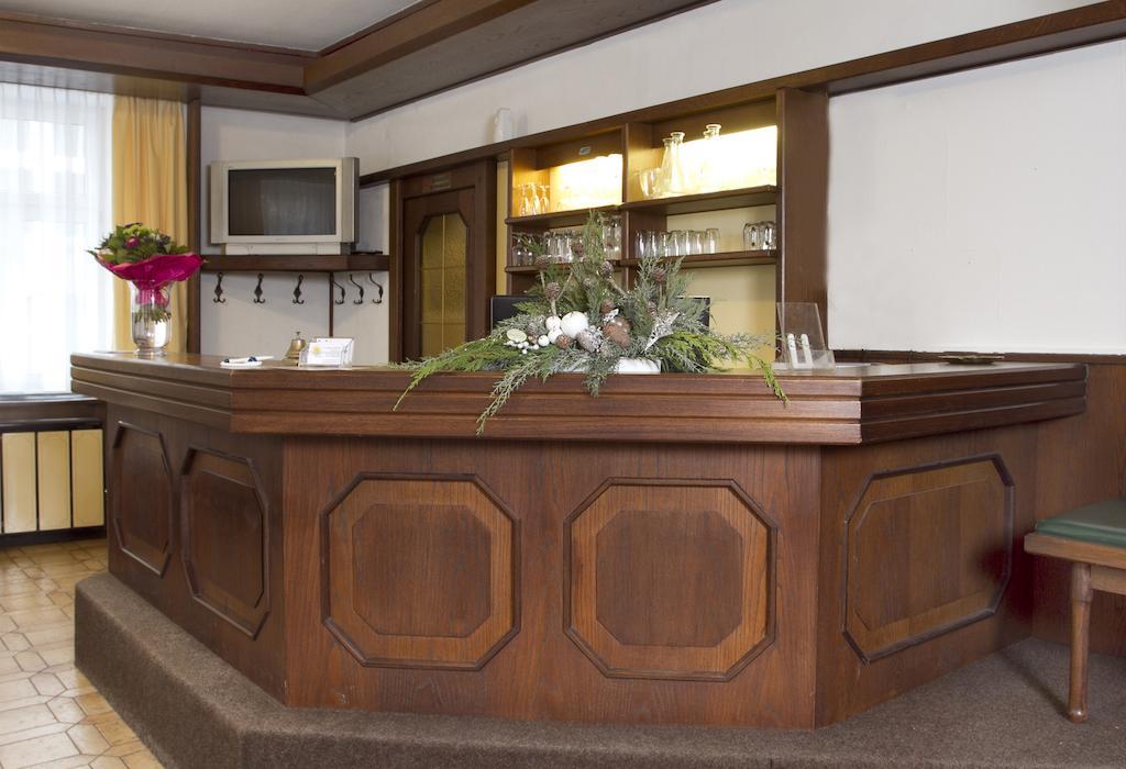 Hotel Zur Sonne Корнойбург Экстерьер фото