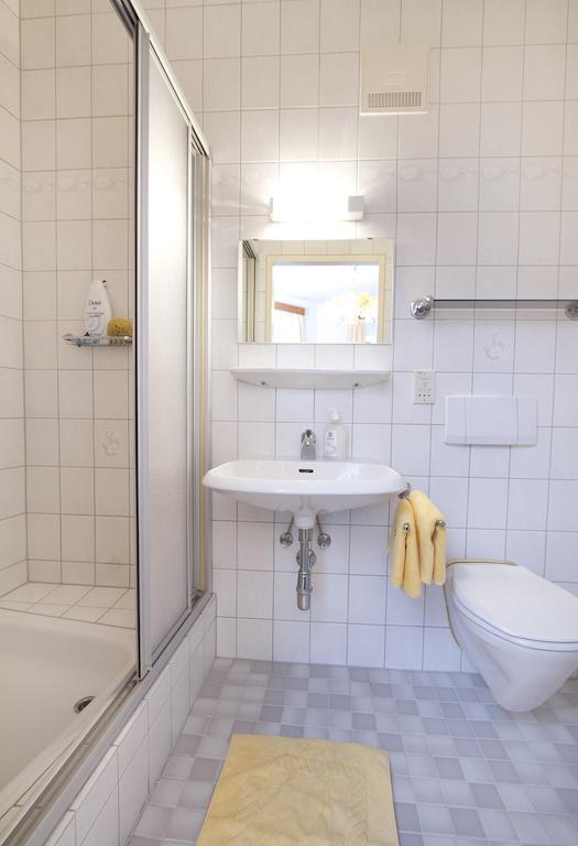Hotel Zur Sonne Корнойбург Номер фото